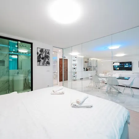 Emirates White Sensation Apartment Sofia Exterior photo